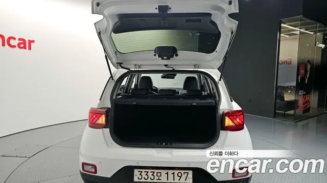 Hyundai Venue Venue 1.6 Premium — Фото автомобиля 20