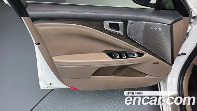 Kia K8 K8 Hybrid — Фото автомобиля 12