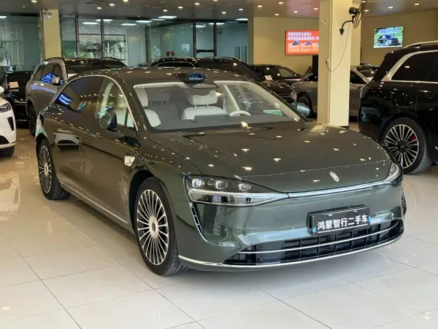 Stelato S9T — Фото автомобиля 2