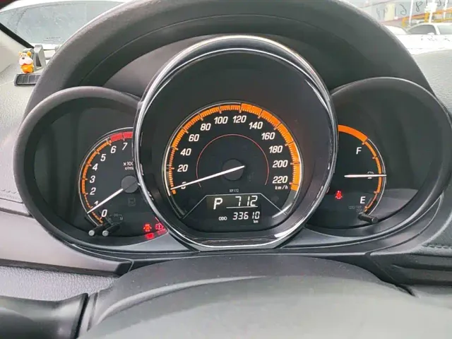 Toyota YARiS L Zhi Xuan — Фото автомобиля 11
