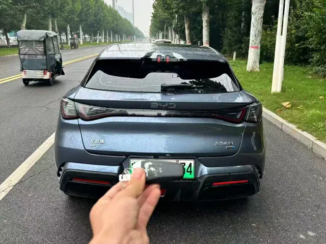 BYD Seal 06 GT — Фото автомобиля 8