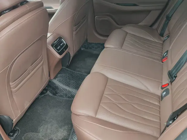 Chery Arrizo 8 — Фото автомобиля 10
