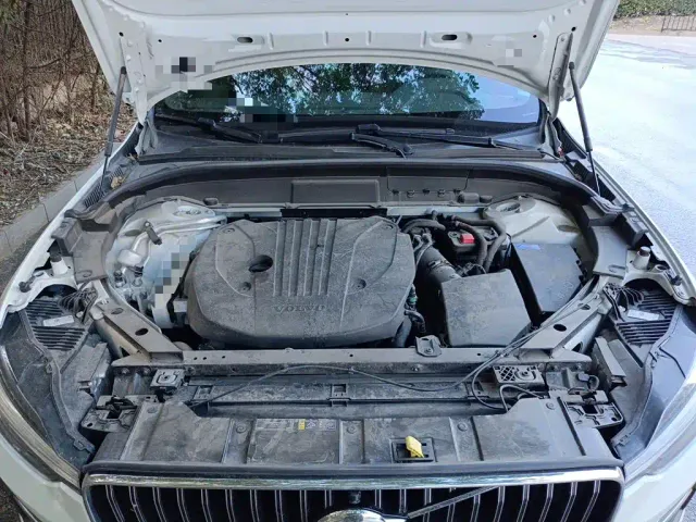 Volvo XC60 — Фото автомобиля 21