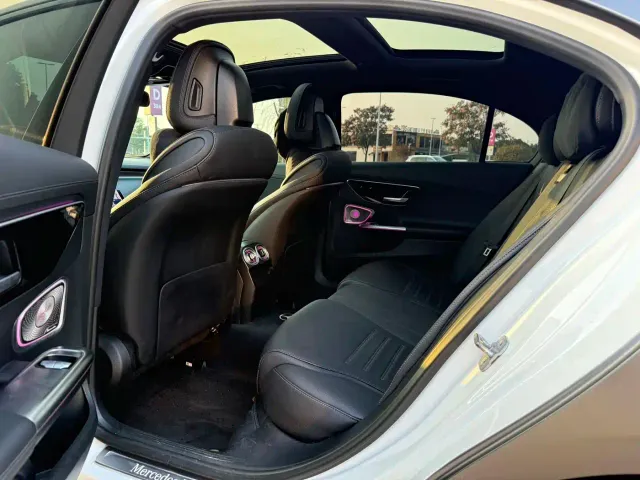 Mercedes-Benz C-Class — Фото автомобиля 11
