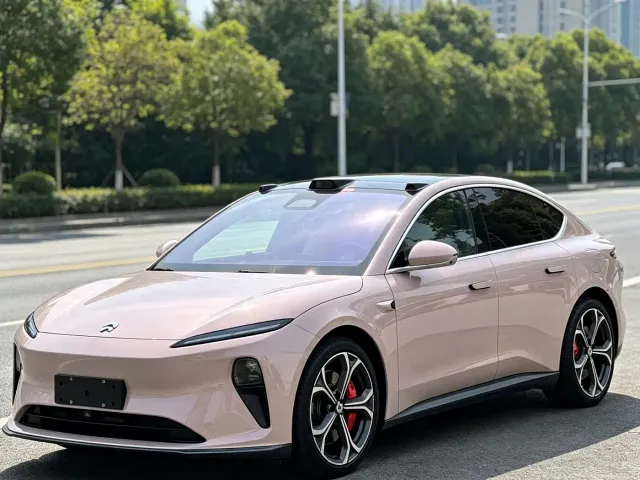 Фотография автомобиля — Nio ET5