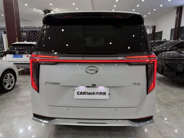GAC Trumpchi M8 — Фото автомобиля 5