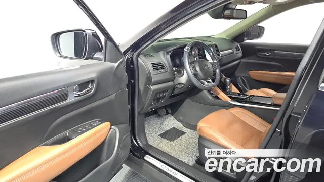 Renault-KoreaSamsung QM6 Новый QM6 2.0 LPe RE Signature 2WD — Фото автомобиля 10