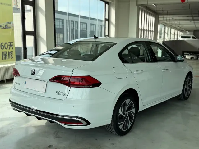 Volkswagen Bora — Фото автомобиля 15