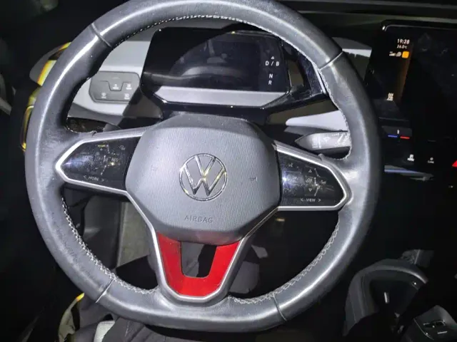 Volkswagen ID.3 — Фото автомобиля 15