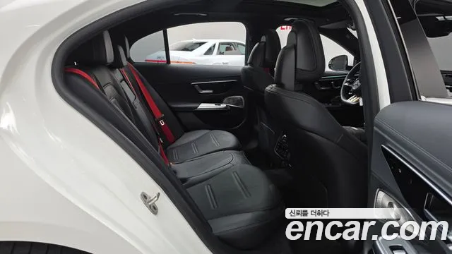 Mercedes-Benz E-Class W214 — Фото автомобиля 10