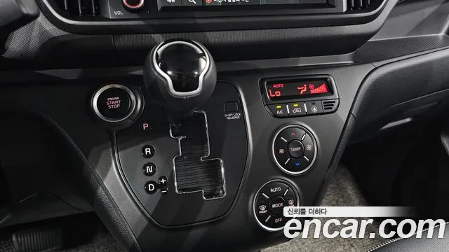 Kia RAY Новый Kia Ray Signature — Фото автомобиля 9
