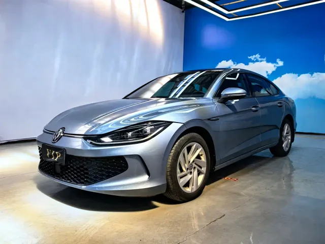 Volkswagen Lamando — Фото автомобиля 3