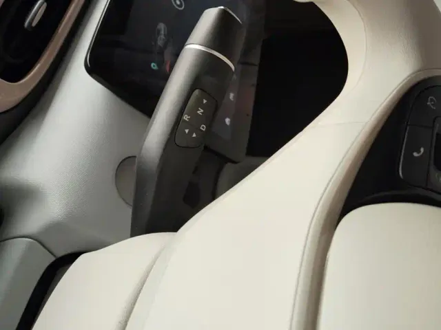 Leapmotor T03 — Фото автомобиля 16