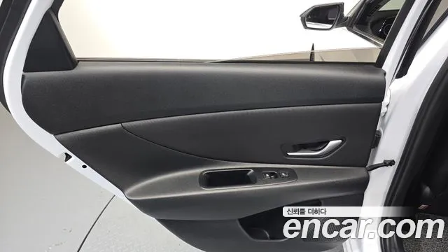 Hyundai Avante CN7 — Фото автомобиля 14