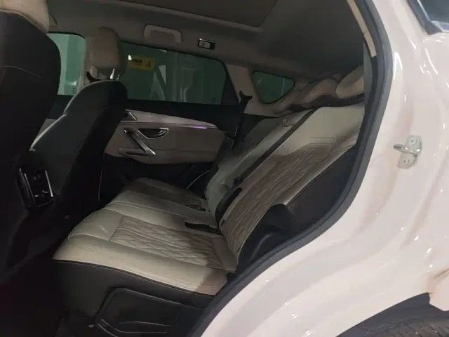 Jetour X70 — Фото автомобиля 16
