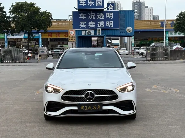Mercedes-Benz C-Class — Фото автомобиля 2