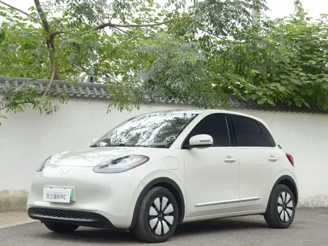 Фотография автомобиля — Wuling Bingo
