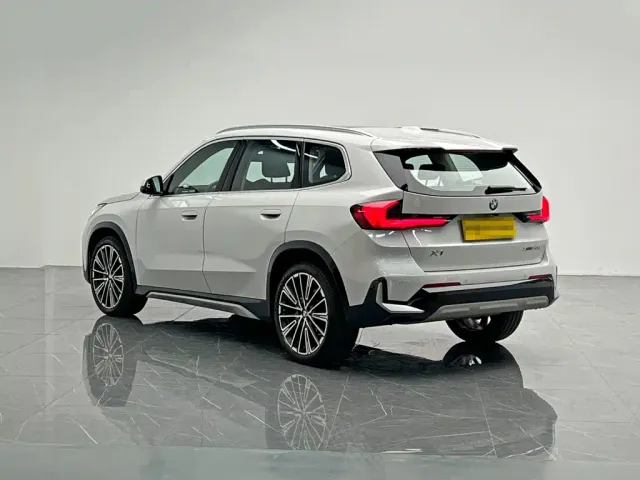 BMW X1 — Фото автомобиля 4