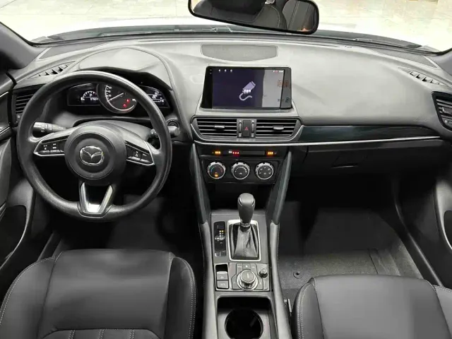Mazda CX-4 — Фото автомобиля 8