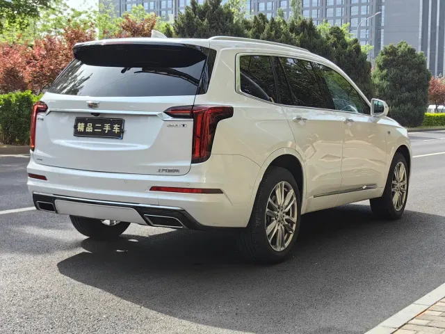 Cadillac XT6 — Фото автомобиля 29