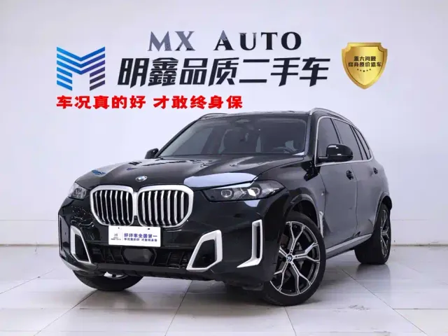 Фотография автомобиля — BMW X5