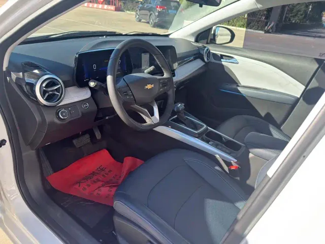 Chevrolet Monza — Фото автомобиля 7