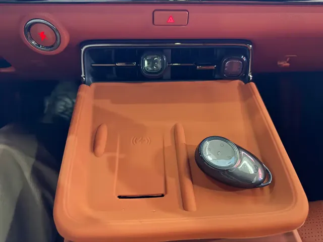 Toyota BoZhi 3X — Фото автомобиля 16