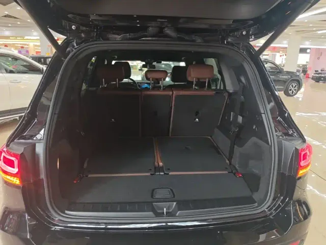 Mercedes-Benz GLB-Class — Фото автомобиля 18