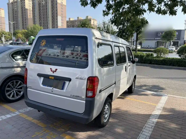 Wuling Zhiguang — Фото автомобиля 9