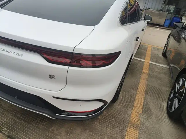 BYD Han — Фото автомобиля 7