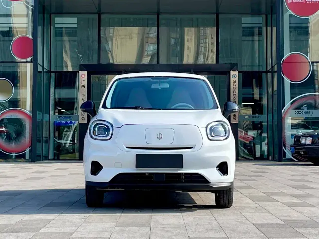 Leapmotor T03 — Фото автомобиля 2