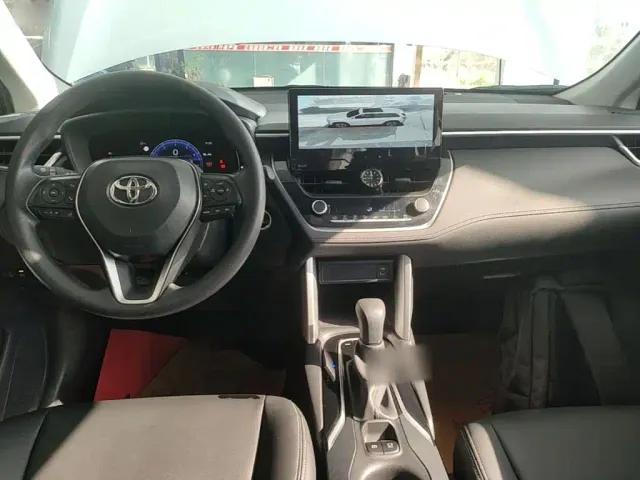 Toyota Frontlander — Фото автомобиля 9