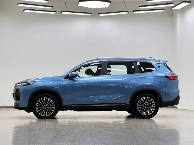 Chery Tiggo 8 PLUS C-DM — Фото автомобиля 4