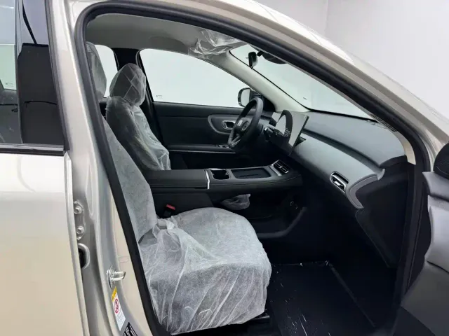 Changan Qiyuan Q05 — Фото автомобиля 17