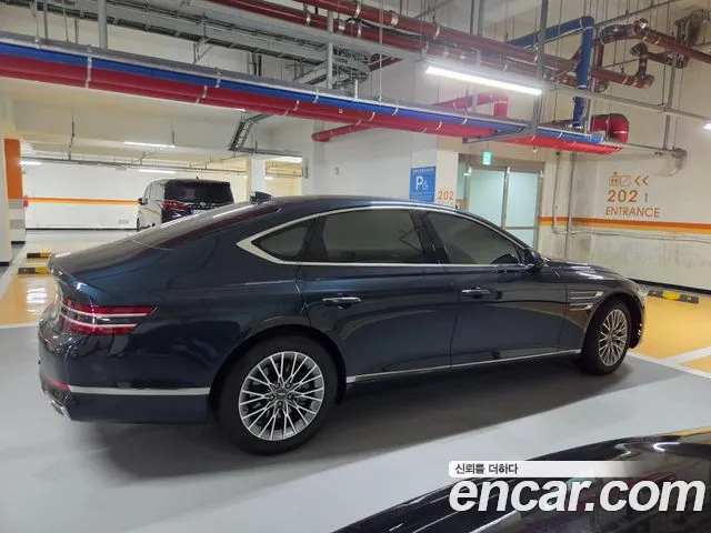 Genesis G80 Бензин 2.5 турбо 2WD — Фото автомобиля 2