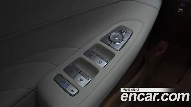 Hyundai Grandeur — Фото автомобиля 26