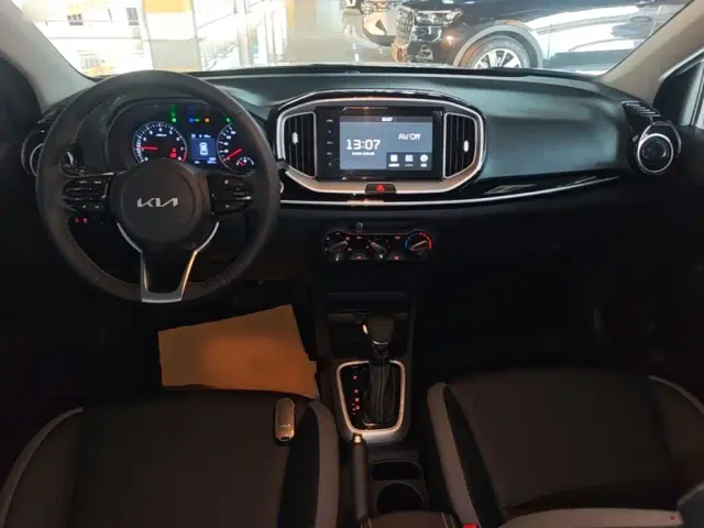 Kia KX1 — Фото автомобиля 9