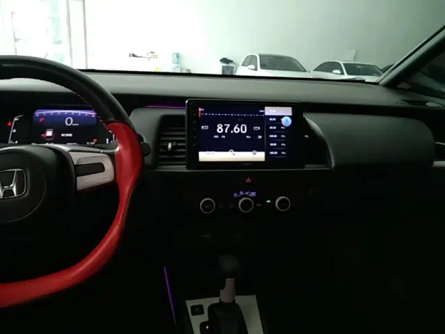 Honda Fit — Фото автомобиля 12