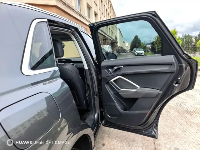 Audi Q3 — Фото автомобиля 11