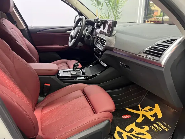 BMW X3 — Фото автомобиля 14