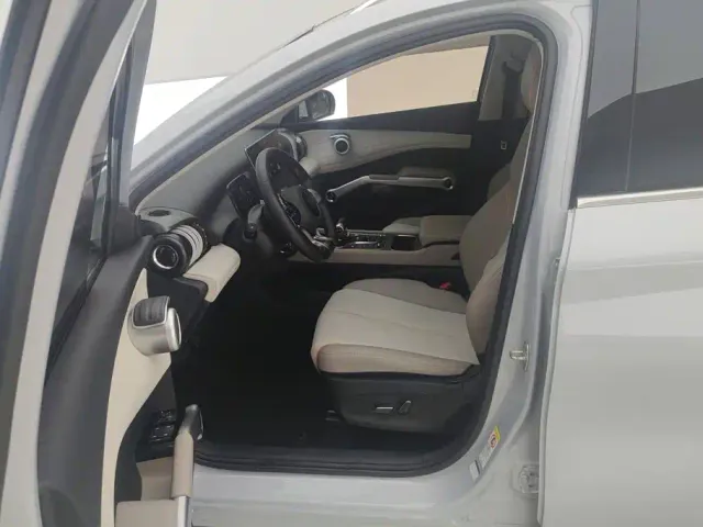 BYD Yuan PLUS — Фото автомобиля 9