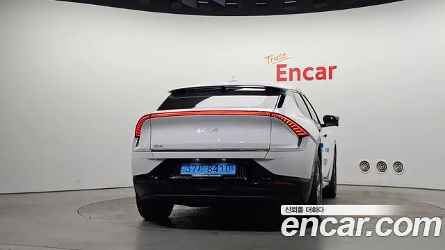 Kia EV6 — Фото автомобиля 4