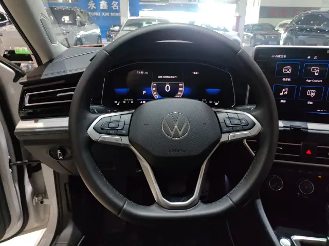 Volkswagen Sagitar — Фото автомобиля 11