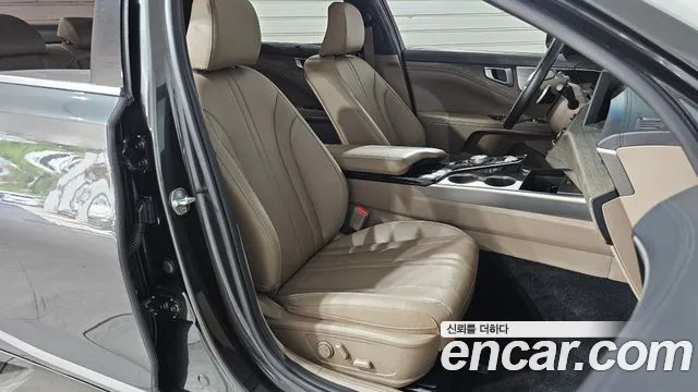 Kia K8 — Фото автомобиля 16