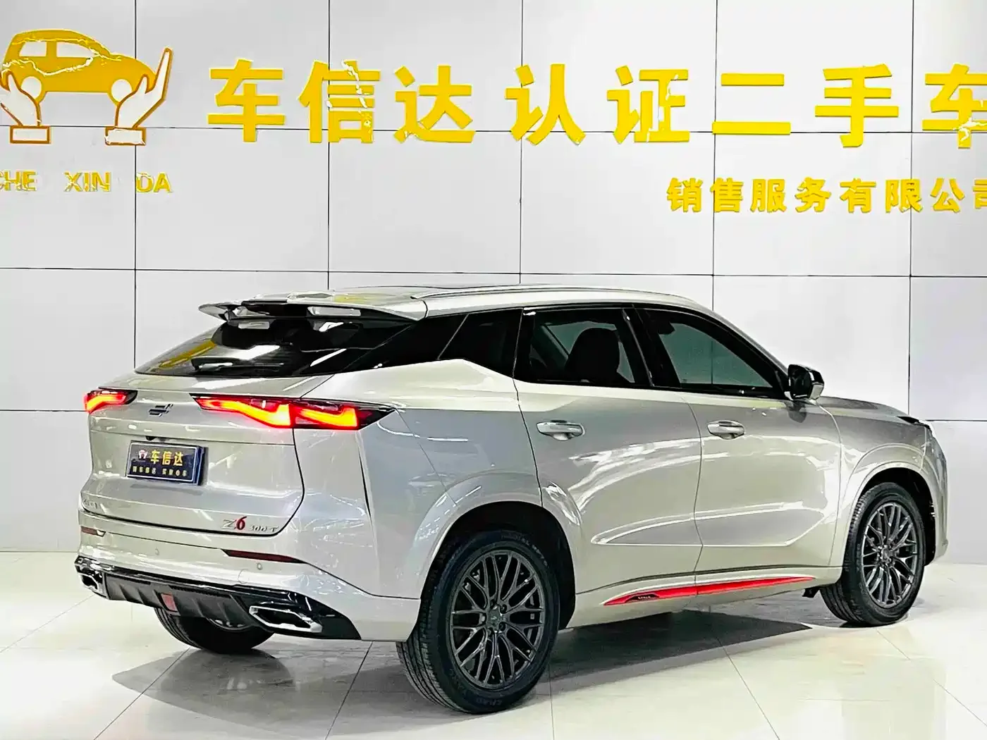 Changan Oshan Changan Oshan Z6 2023 Blue Whale 1.5T DCT Smart Premium — Фото автомобиля 4