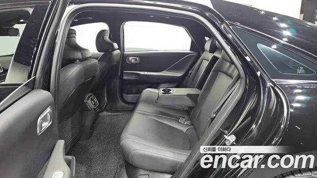 Hyundai Ioniq 6 — Фото автомобиля 17