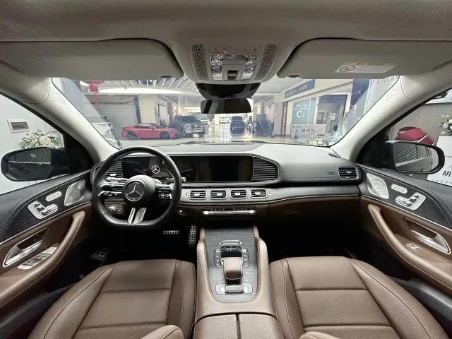 Mercedes-Benz GLS-Class — Фото автомобиля 9