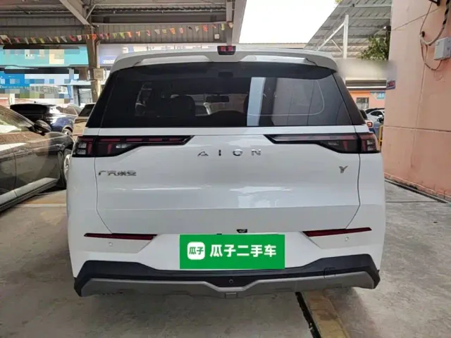 GAC Aion Y — Фото автомобиля 5