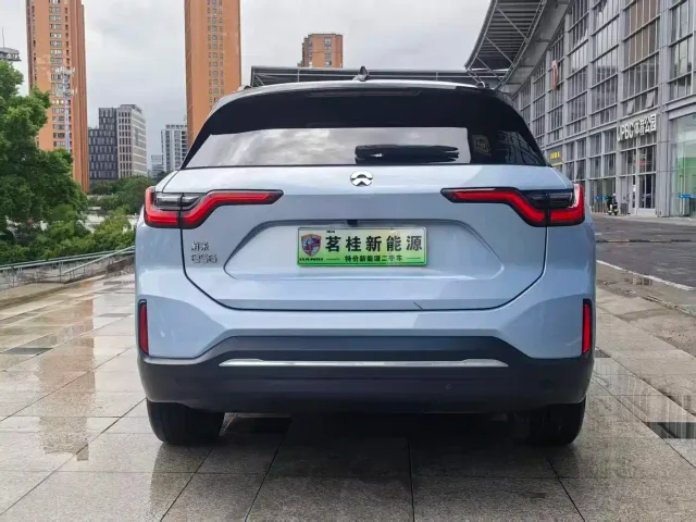 Nio ES6 — Фото автомобиля 4