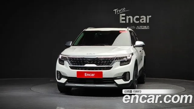 Kia Seltos Seltos Бензин 1.6 Turbo 4WD — Фото автомобиля 3